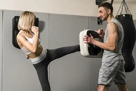 man-woman-training-gym